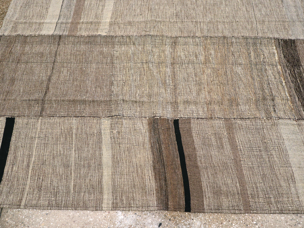 Modern Turkish Flatweave Kilim Square Room Size Carpet, No.31599 - Gsblank