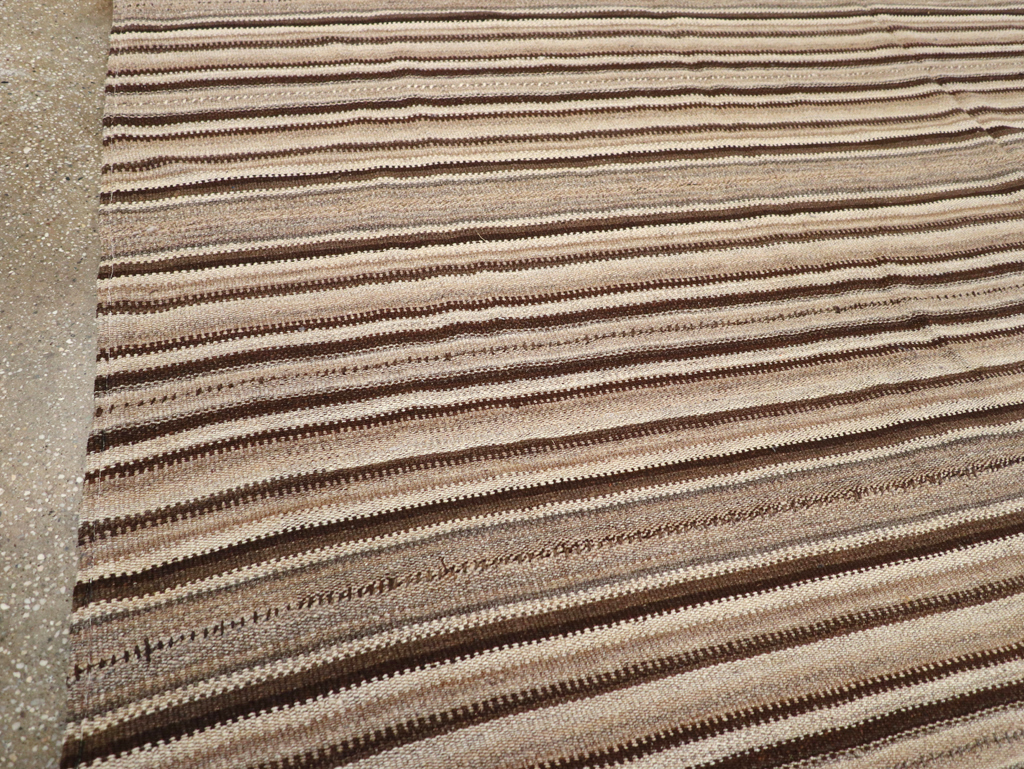 Vintage Turkish Flatweave Kilim Room Size Carpet, No.31600 - Gsblank