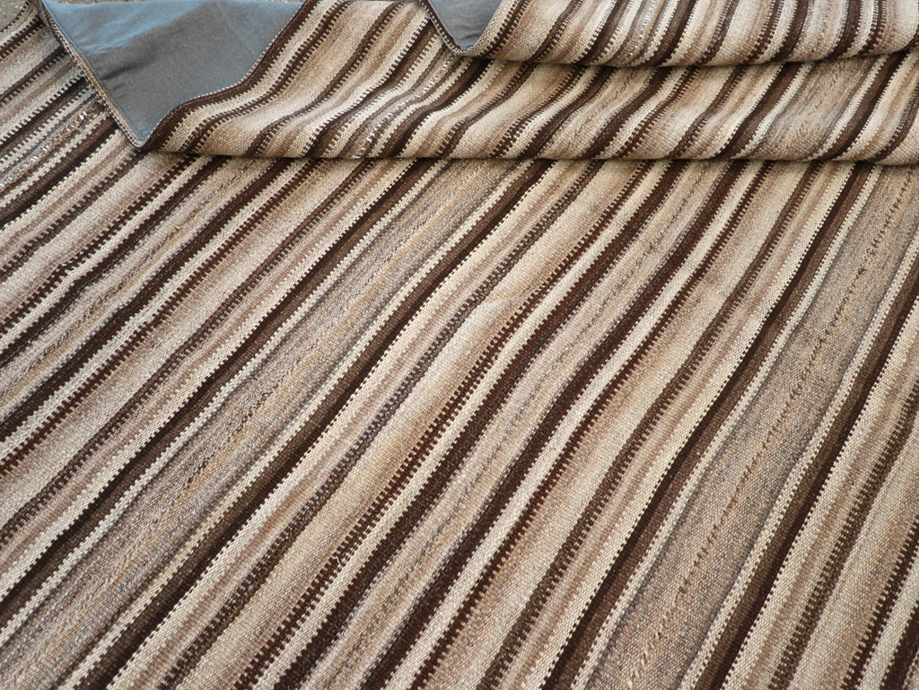 Vintage Turkish Flatweave Kilim Room Size Carpet, No.31600 - Gsblank