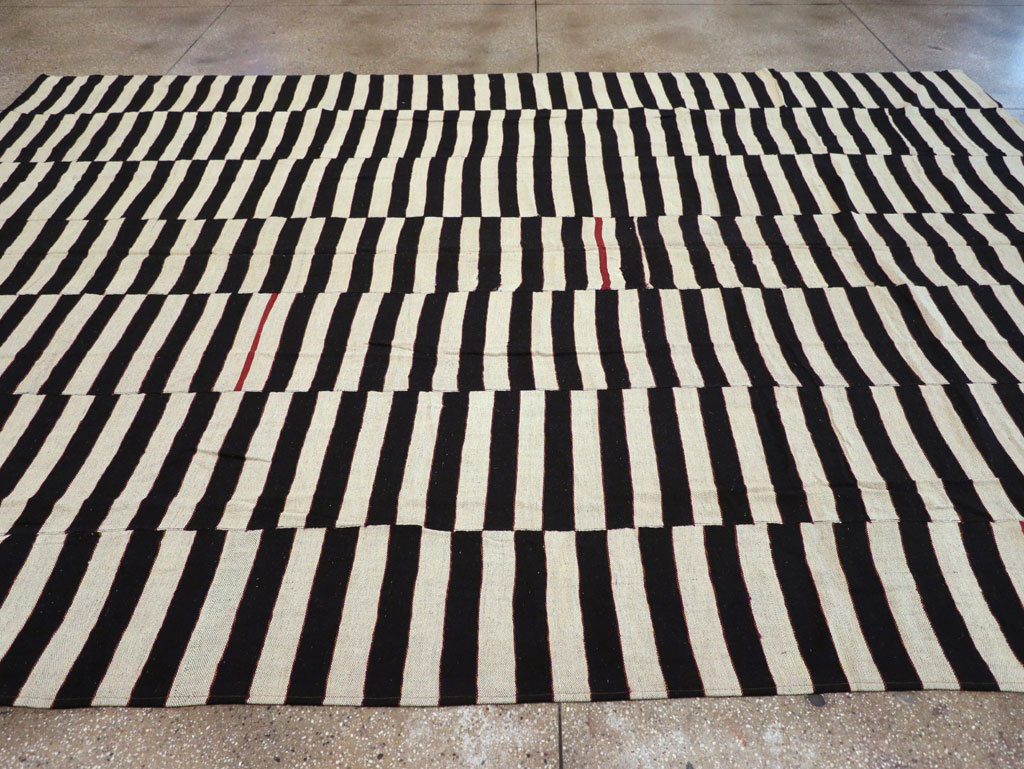 Modern Turkish Flatweave Kilim Room Size Carpet, No.31602 - Gsblank