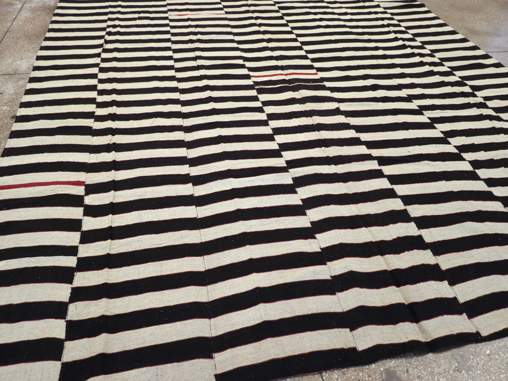 Modern Turkish Flatweave Kilim Room Size Carpet, No.31602 - Gsblank