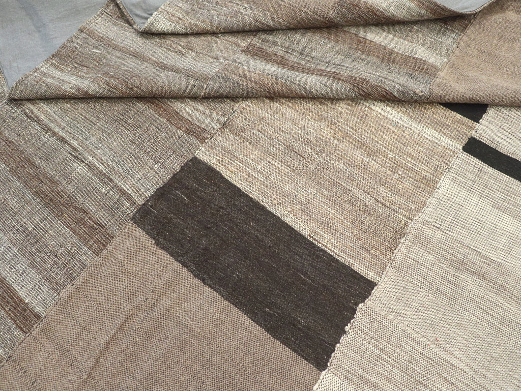 Modern Turkish Flatweave Room Size Carpet, No.31603 - Gsblank