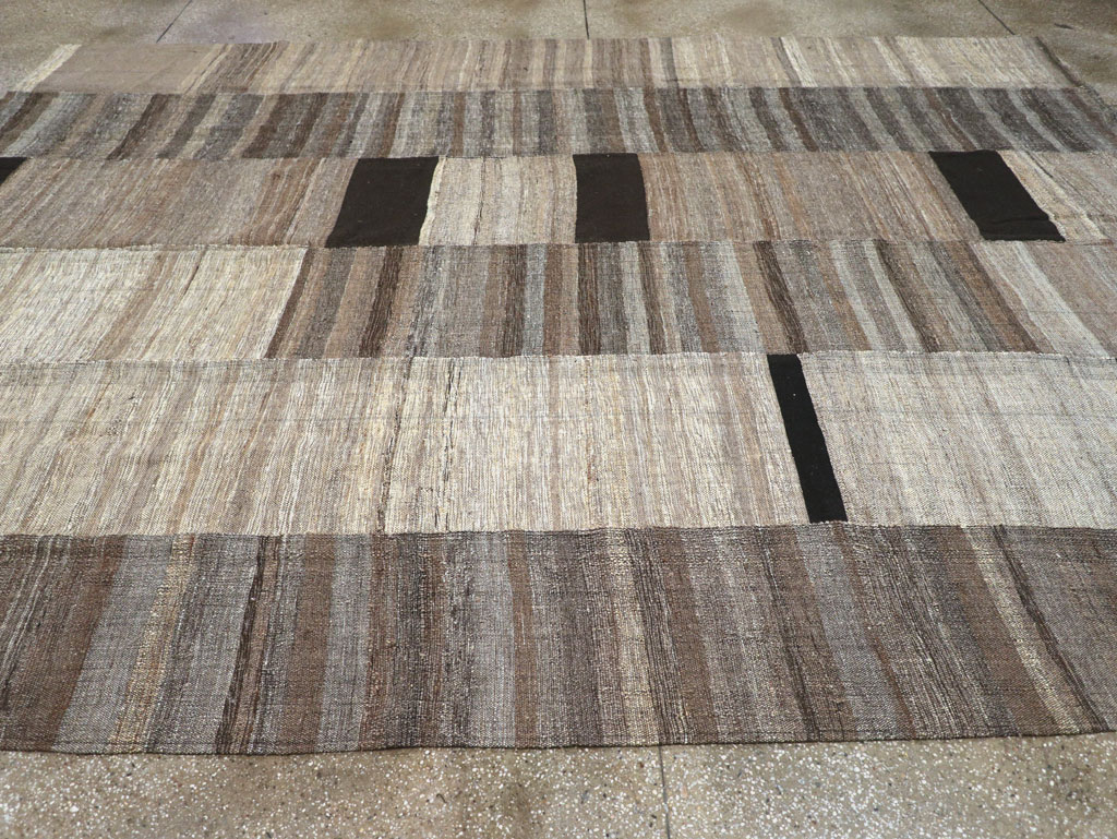 Modern Turkish Flatweave Room Size Carpet, No.31607 - Gsblank