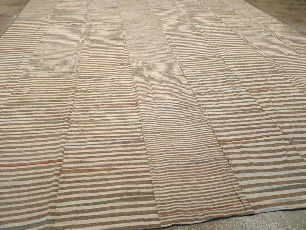Modern Turkish Flatweave Kilim Large Carpet, No.31608 - Gsblank