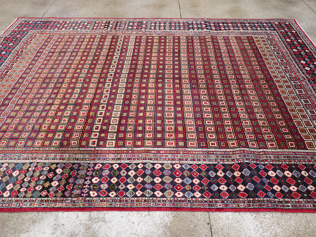 Vintage Persian Tabriz Room Size Carpet, No.31610 - Gsblank