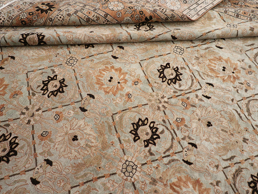 Antique Persian Varamin Room Size Carpet, No.31611 - Gsblank