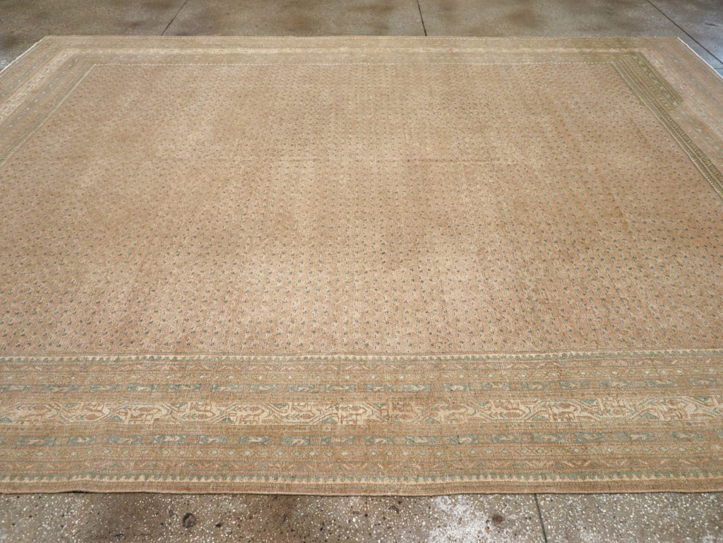 Distressed Style Vintage Persian Mahal Room Size Carpet, No.31622 - Gsblank