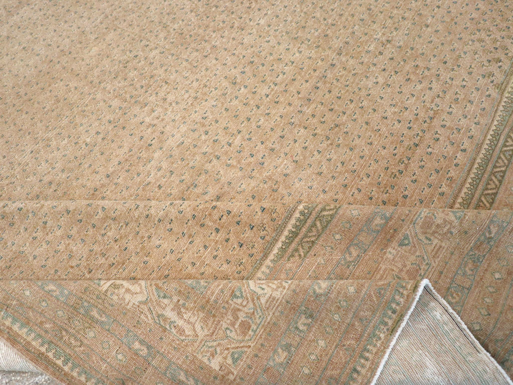 Distressed Style Vintage Persian Mahal Room Size Carpet, No.31622 - Gsblank