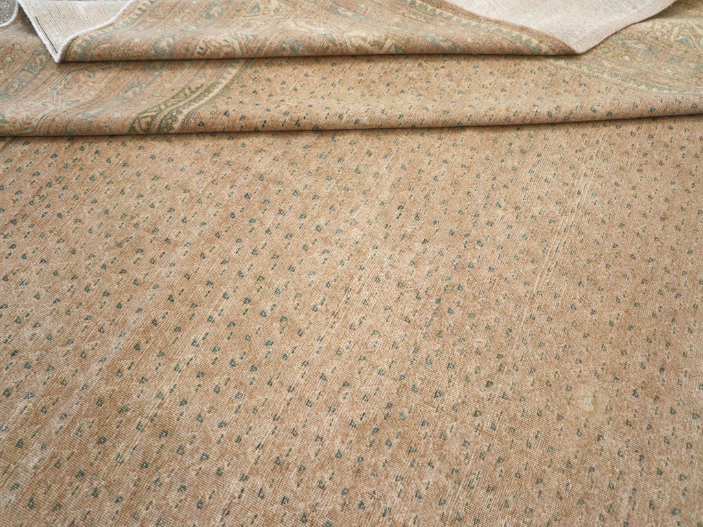 Distressed Style Vintage Persian Mahal Room Size Carpet, No.31622 - Gsblank