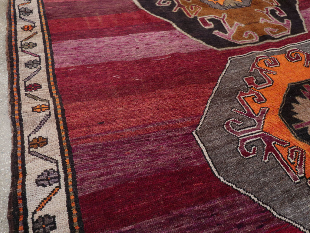 Vintage Turkish Anatolian Small Tribal Room Size Carpet, No.31629 - Gsblank