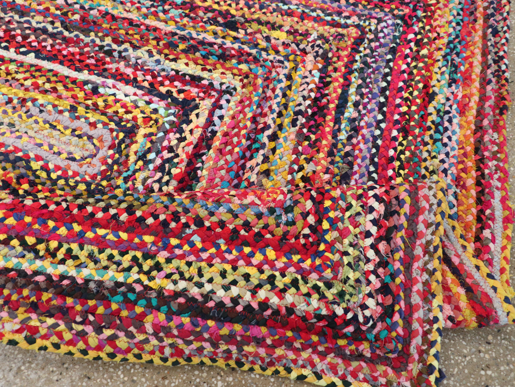 Vintage American Braided Accent Rug, No.31643 - Gsblank