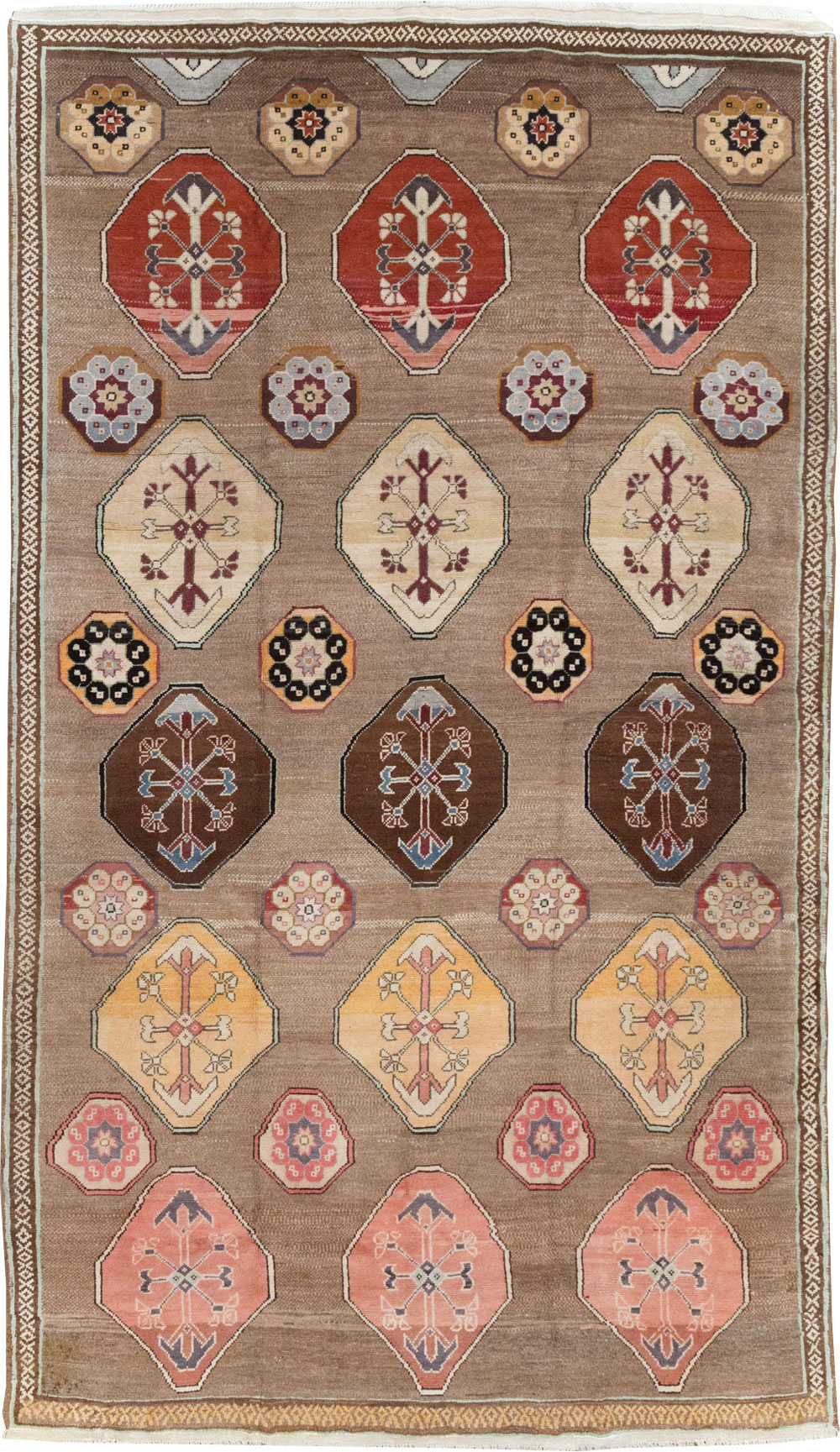 Vintage Turkish Anatolian Tribal Room Size Carpet, No.31649 - Gsblank