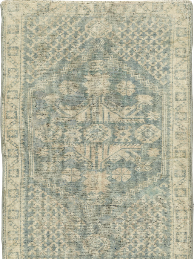 Antique Turkish Anatolian Small Runner, No.31654 - Gsblank