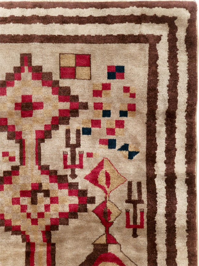 Vintage Turkish Tribal Art Deco Accent Carpet, No.31655 - Gsblank