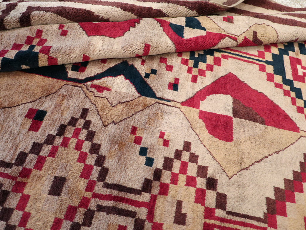 Vintage Turkish Tribal Art Deco Accent Carpet, No.31655 - Gsblank