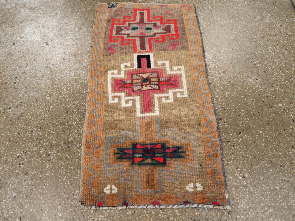 Vintage Turkish Anatolian Throw Rug, No.31663 - Gsblank