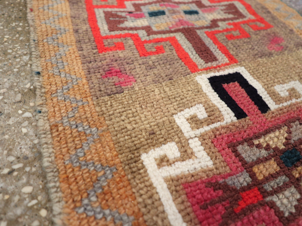 Vintage Turkish Anatolian Throw Rug, No.31663 - Gsblank
