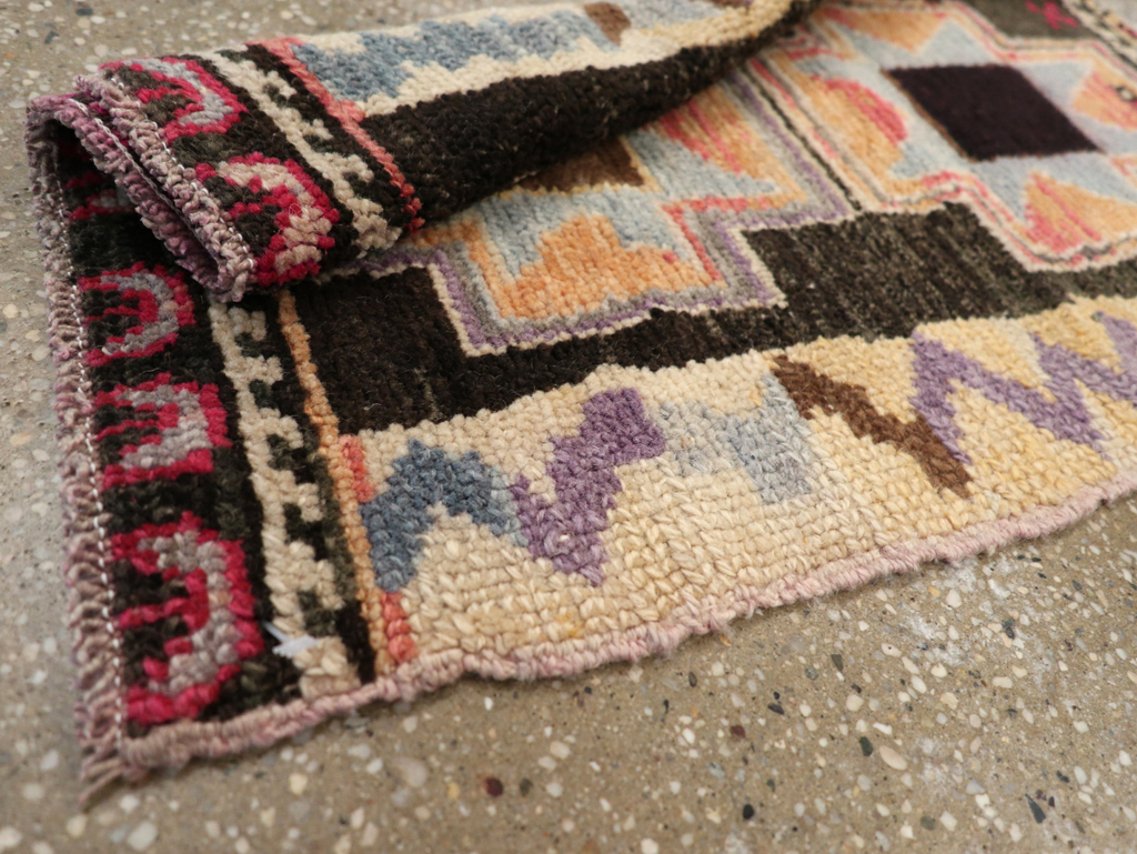 Vintage Turkish Anatolian Throw Rug, No.31664 - Gsblank