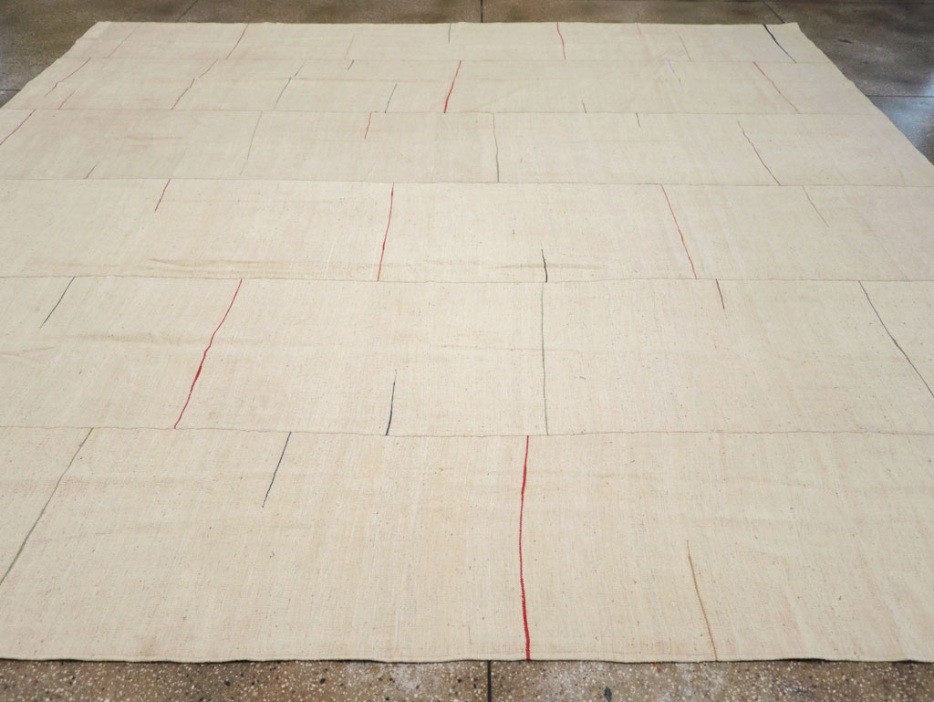 Modern Turkish Flatweave Square Room Size Carpet, No.31674 - Gsblank