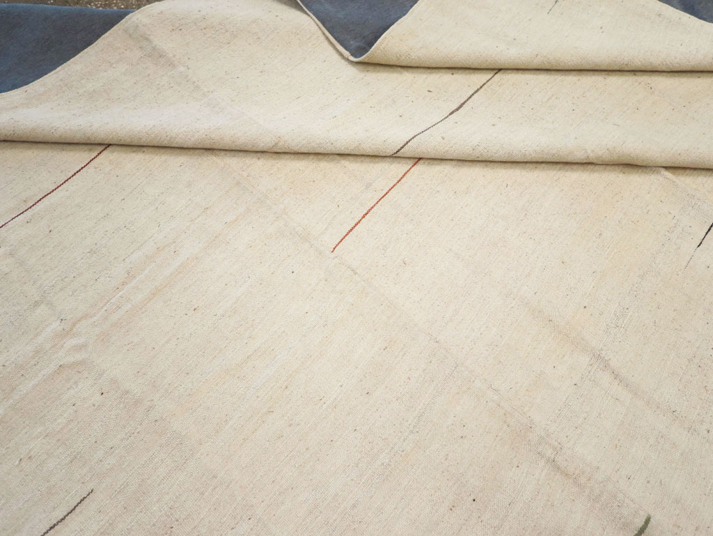 Modern Turkish Flatweave Square Room Size Carpet, No.31674 - Gsblank