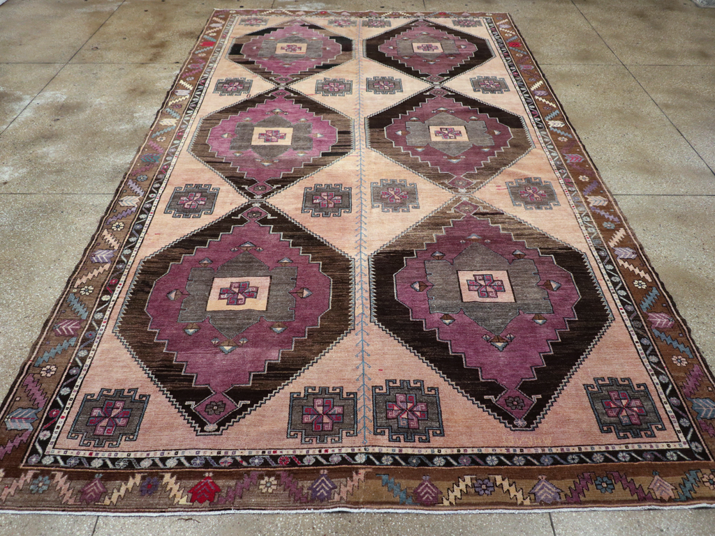 Vintage Turkish Anatolian Tribal Long Room Size Carpet, No.31692 - Gsblank