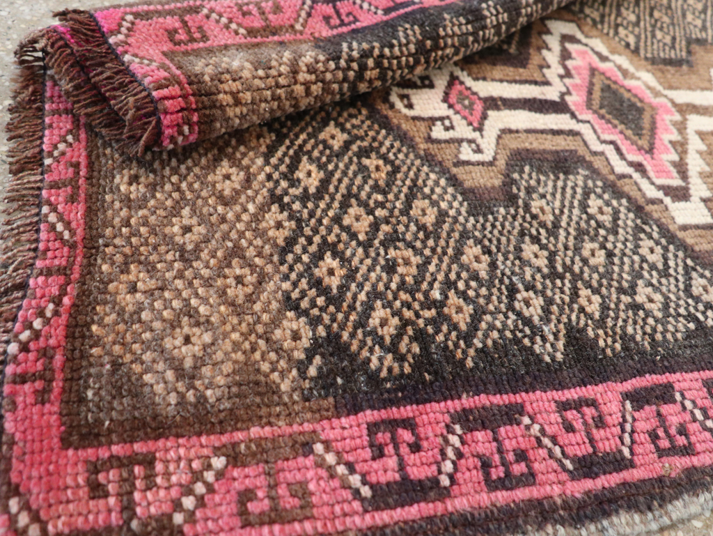 Vintage Turkish Anatolian Throw Rug, No.31707 - Gsblank