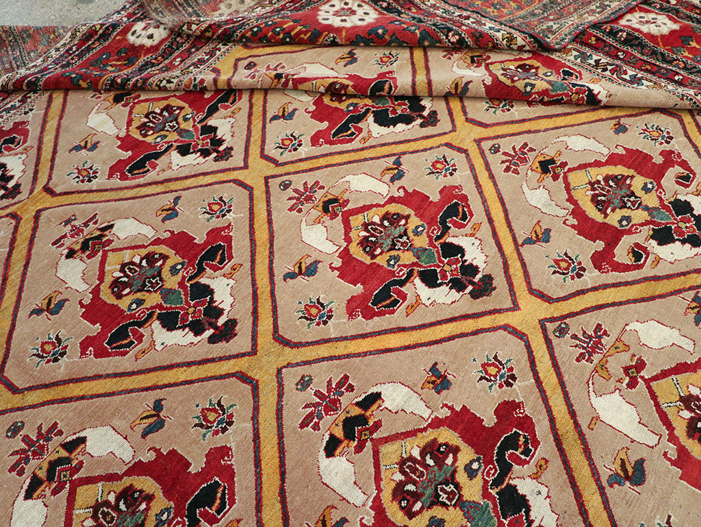 Antique Persian Bakhtiari Oversize Carpet, No.31708 - Gsblank