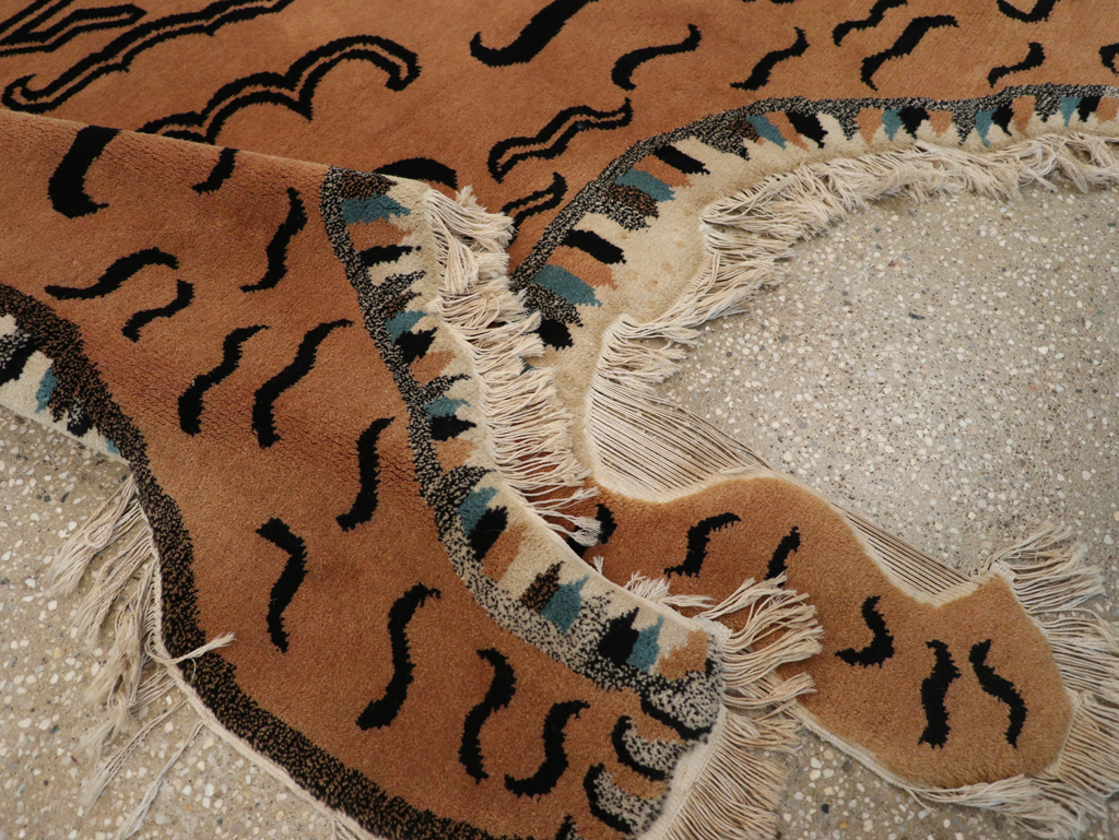 Vintage Pictorial Tibetan Rug, No.31709 - Gsblank