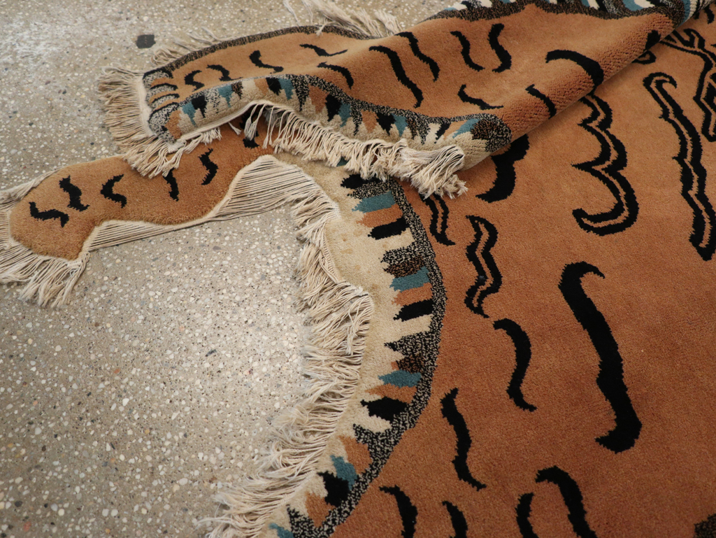 Vintage Pictorial Tibetan Rug, No.31709 - Gsblank