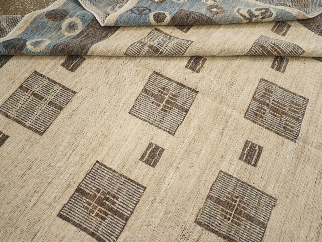 Modern East Turkestan Khotan Room Size Carpet, No.31724 - Gsblank