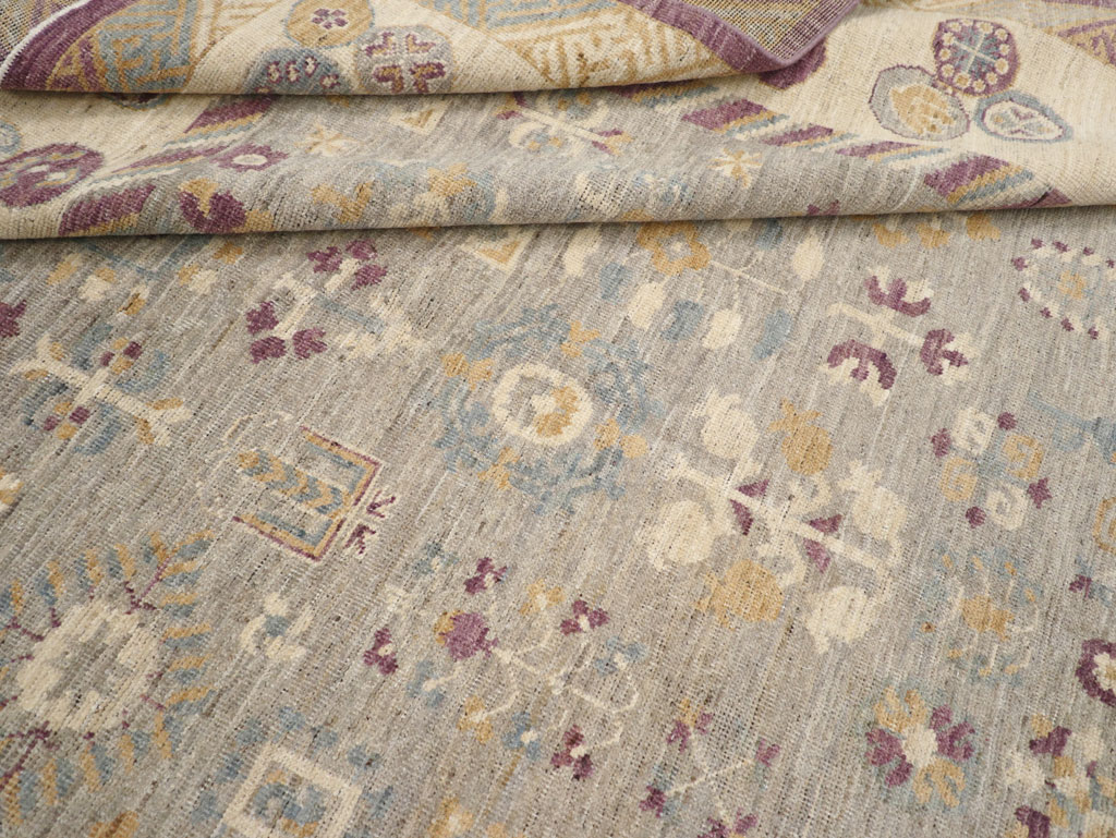 Modern East Turkestan Khotan Room Size Carpet, No.31731 - Gsblank