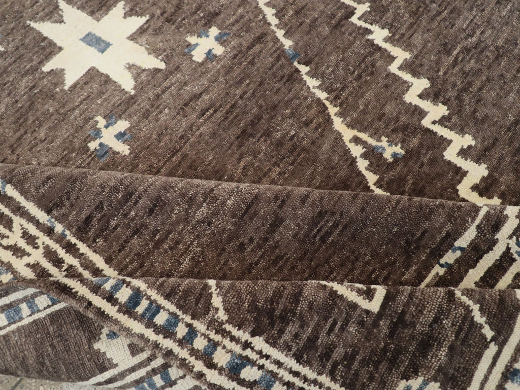 Modern Tibetan Agra Style Small Room Size Carpet, No.31736 - Gsblank