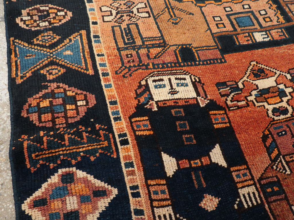 Vintage Persian Pictorial Bakhtiari Accent Rug, No.31743 - Gsblank