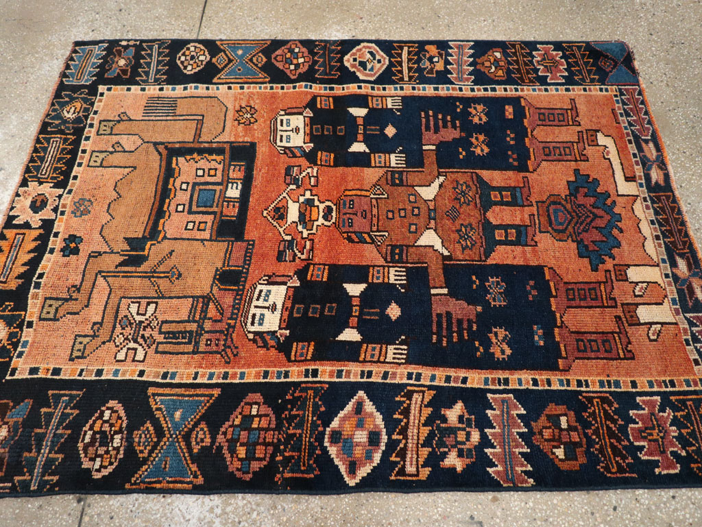 Vintage Persian Pictorial Bakhtiari Accent Rug, No.31743 - Gsblank