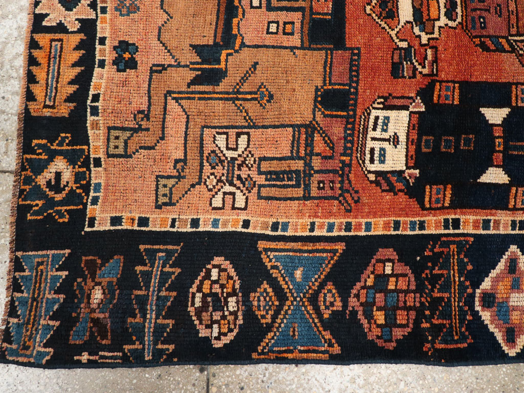 Vintage Persian Pictorial Bakhtiari Accent Rug, No.31743 - Gsblank