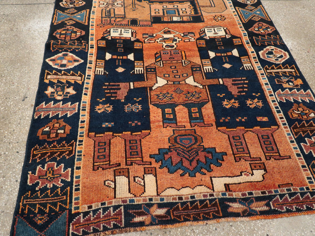 Vintage Persian Pictorial Bakhtiari Accent Rug, No.31743 - Gsblank