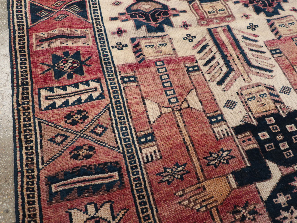 Vintage Persian Pictorial Bakhtiari Tribal Accent Rug, No.31744 - Gsblank