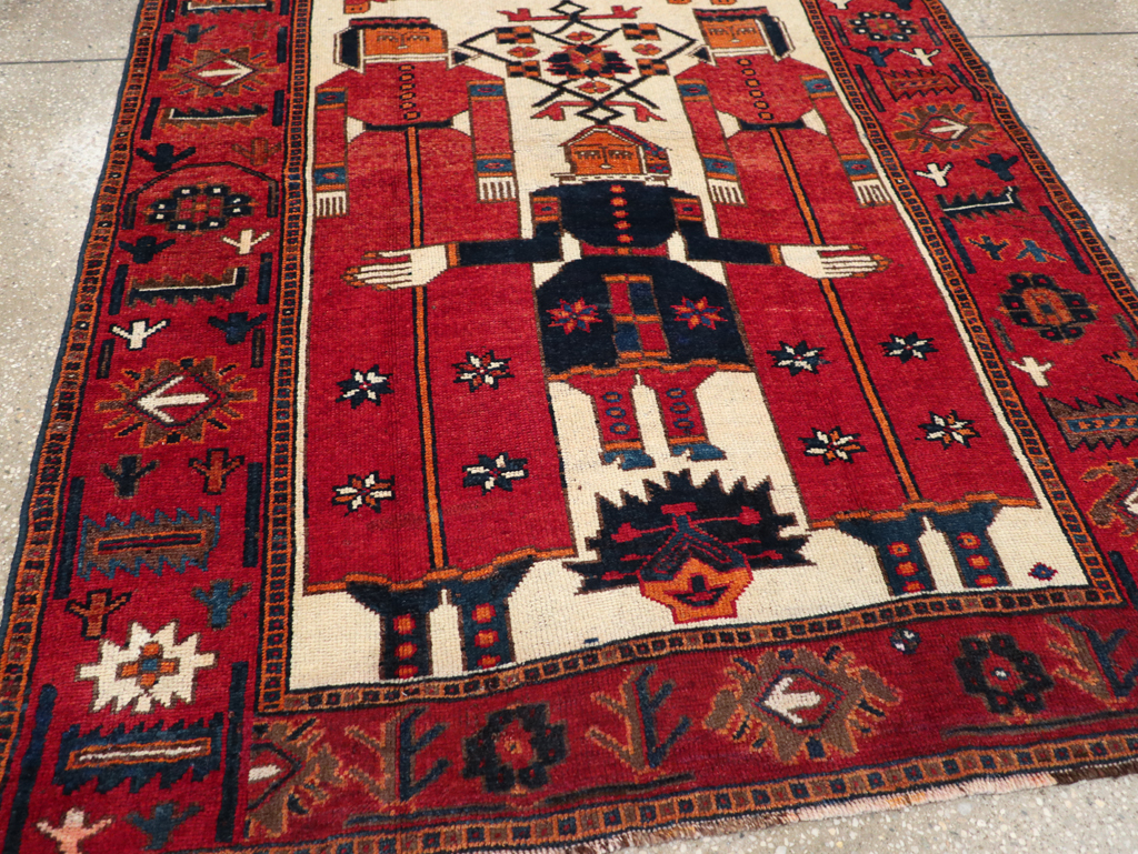 Vintage Bakhtiari Pictorial Rug, No.31746 - Gsblank