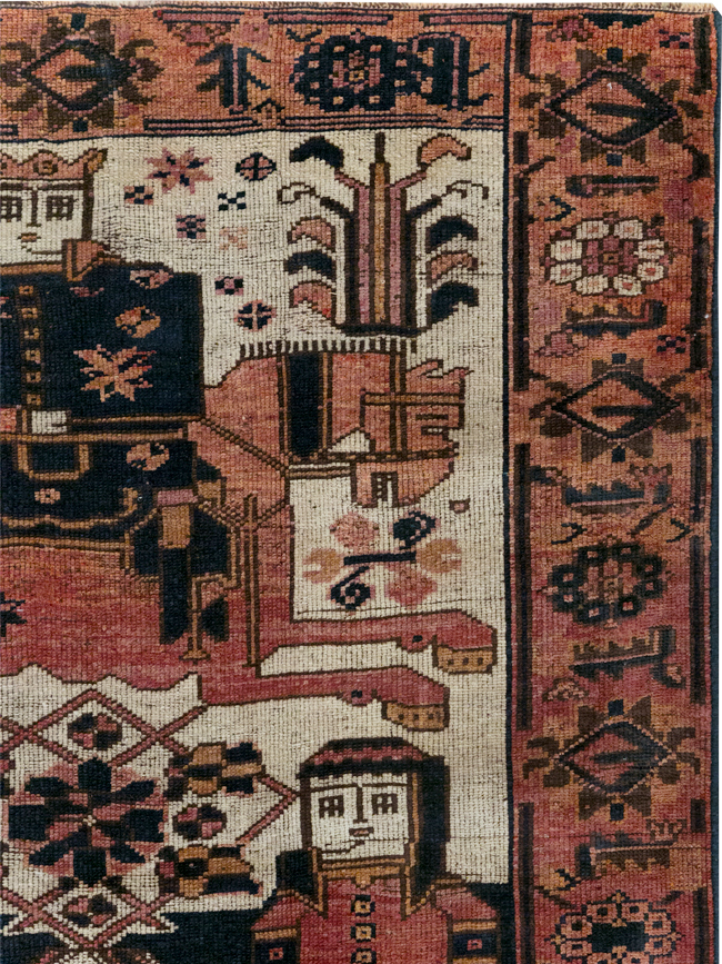 Vintage Persian Bakhtiari Rug, No.31747 - Gsblank