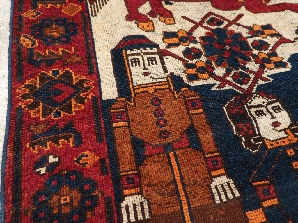 Vintage Persian Bakhtiari Pictorial Rug, No.31749 - Gsblank