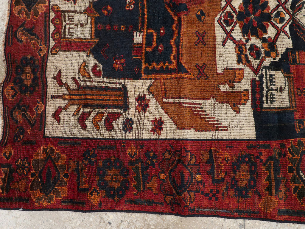 Vintage Persian Bakhtiari Rug, No.31753 - Gsblank