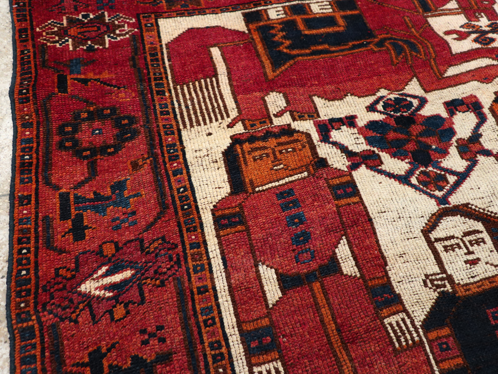 Vintage Persian Bakhtiari Pictorial Rug, No.31754 - Gsblank