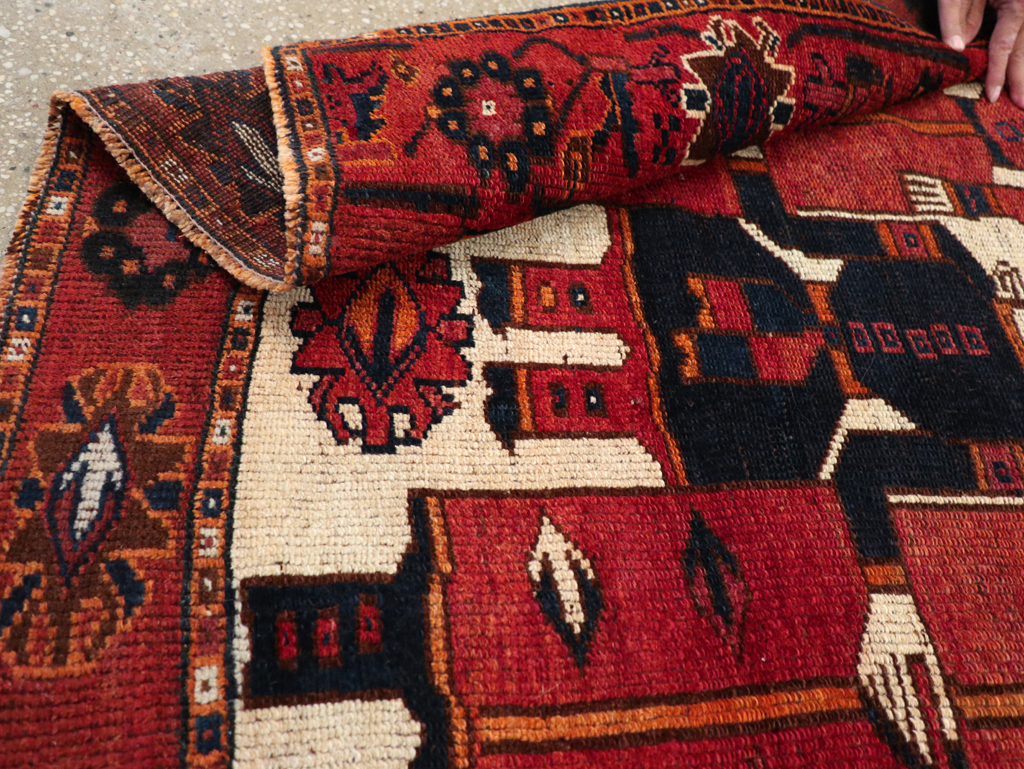 Vintage Persian Bakhtiari Pictorial Rug, No.31754 - Gsblank