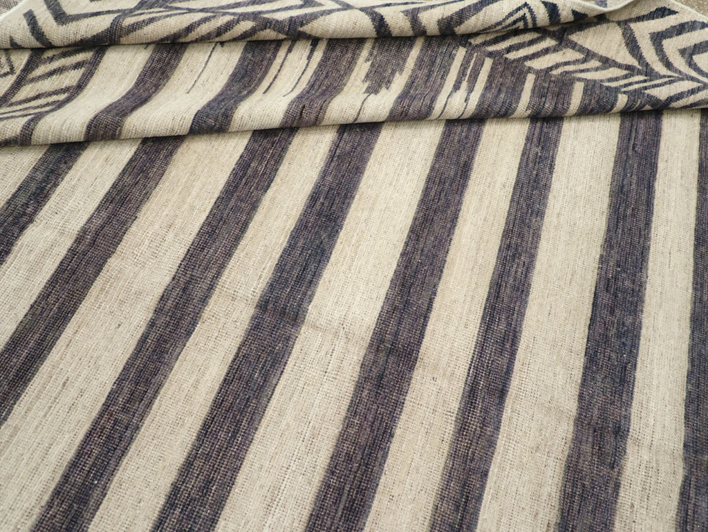 Modern East Turkestan Khotan Room Size Carpet, No.31758 - Gsblank