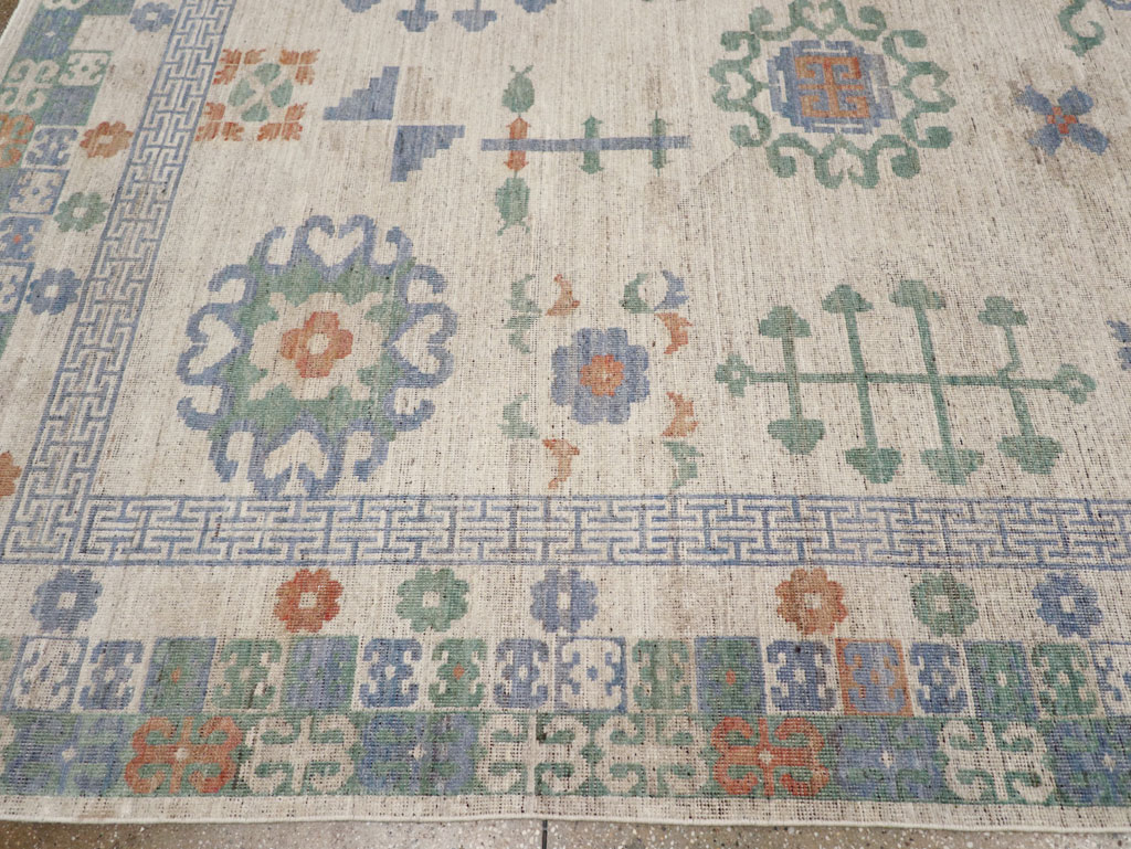Modern East Turkestan Khotan Room Size Carpet, No.31761 - Gsblank