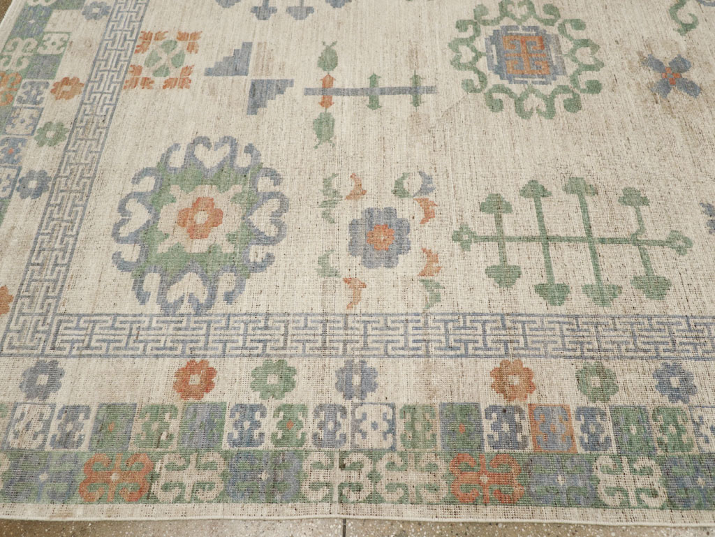 Modern East Turkestan Khotan Room Size Carpet, No.31761 - Gsblank