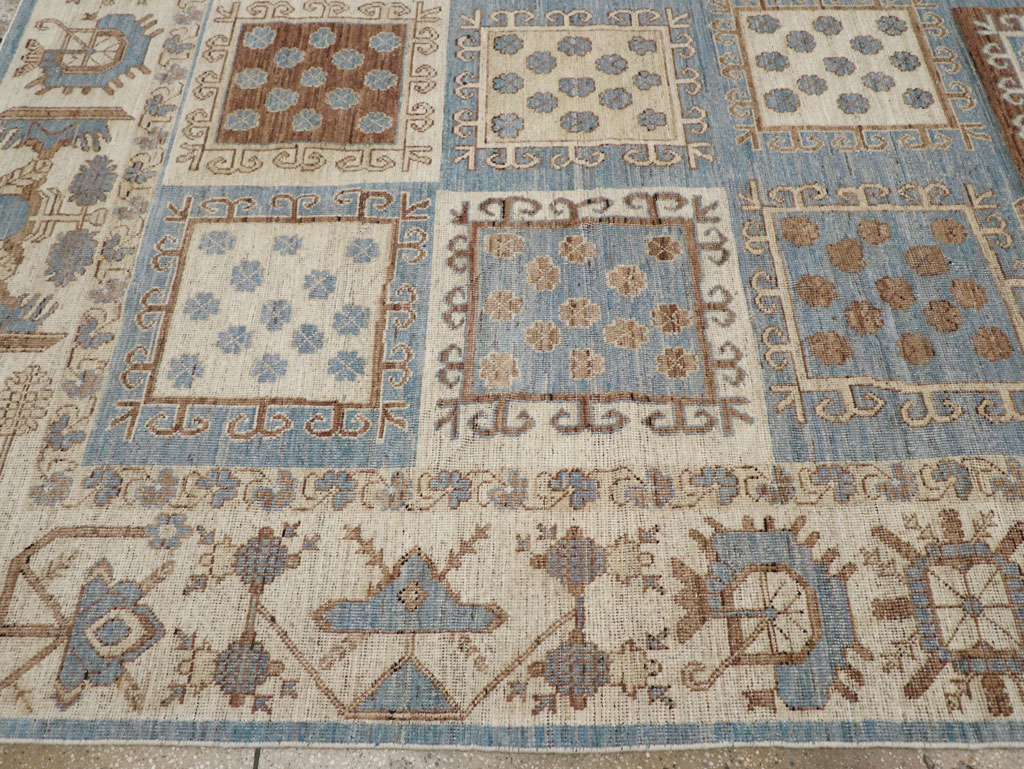 Modern East Turkestan Khotan Room Size Carpet, No.31765 - Gsblank