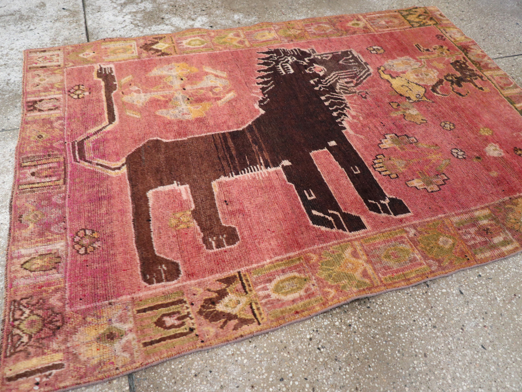 Vintage Persian Pictorial Shiraz Throw Rug, No.31777 - Gsblank