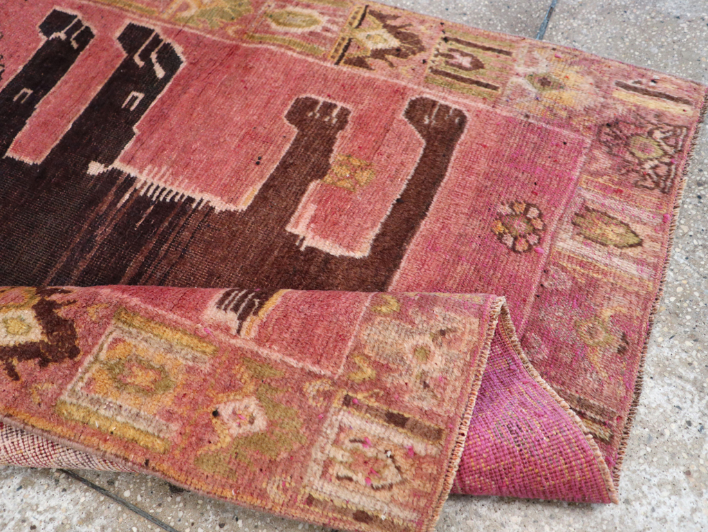 Vintage Persian Pictorial Shiraz Throw Rug, No.31777 - Gsblank
