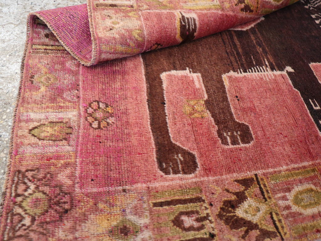 Vintage Persian Pictorial Shiraz Throw Rug, No.31777 - Gsblank